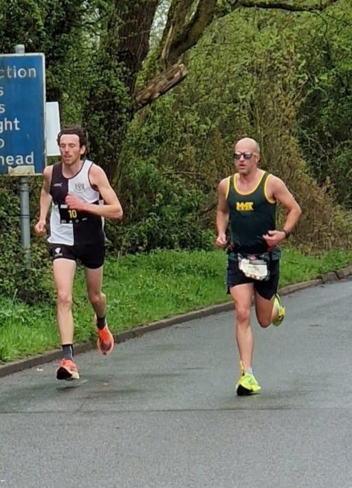 James Elgar in Newport marathon 2023 2:35'